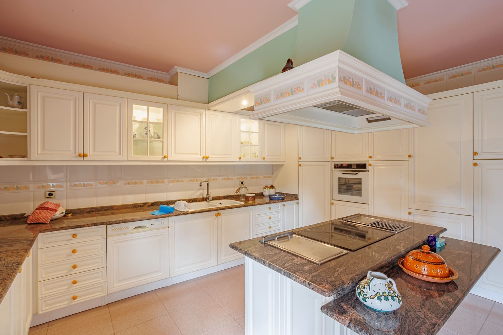 6 soveværelse Finca/Landehus til salg i Santiago de Compostela med swimmingpool - € 899.000 (Ref: 8449555)