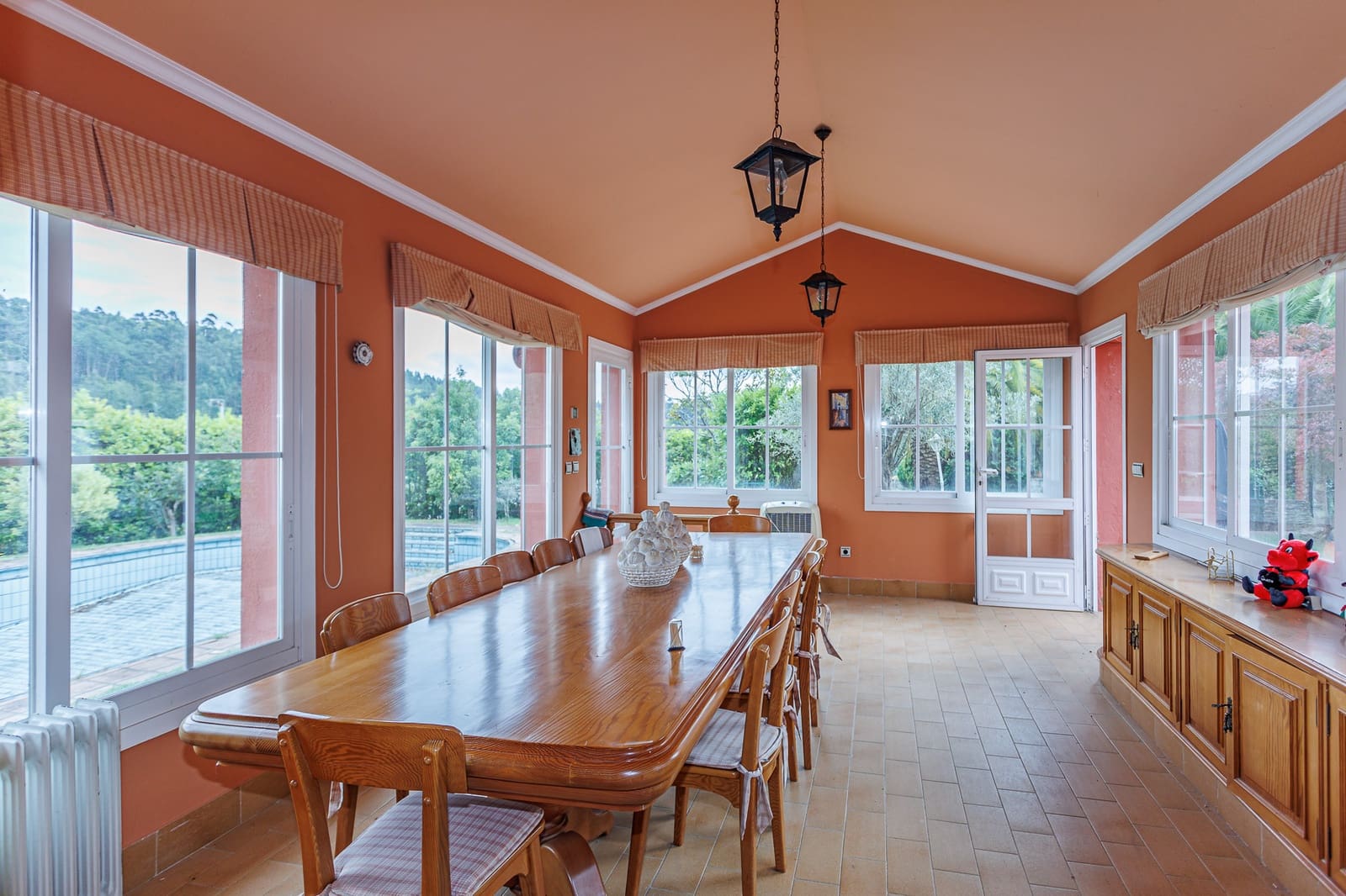 6 soveværelse Finca/Landehus til salg i Santiago de Compostela med swimmingpool garage - € 899.000 (Ref: 8449555)