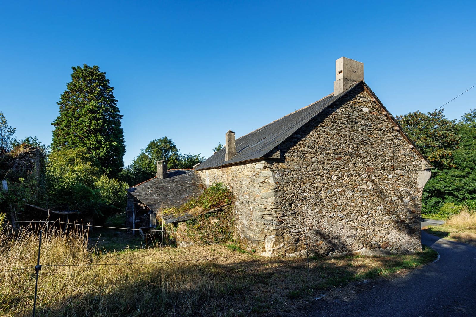4 bedroom Finca/Country House for sale in Somozas - € 70,000 (Ref: 8449565)