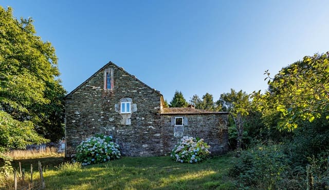 4 soveværelse Finca/Landehus til salg i Somozas - € 70.000 (Ref: 8449565)