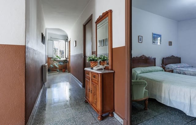 Finca/Casa Rural de 6 habitaciones en As Nogais en venta - 120.000 € (Ref: 8449566)