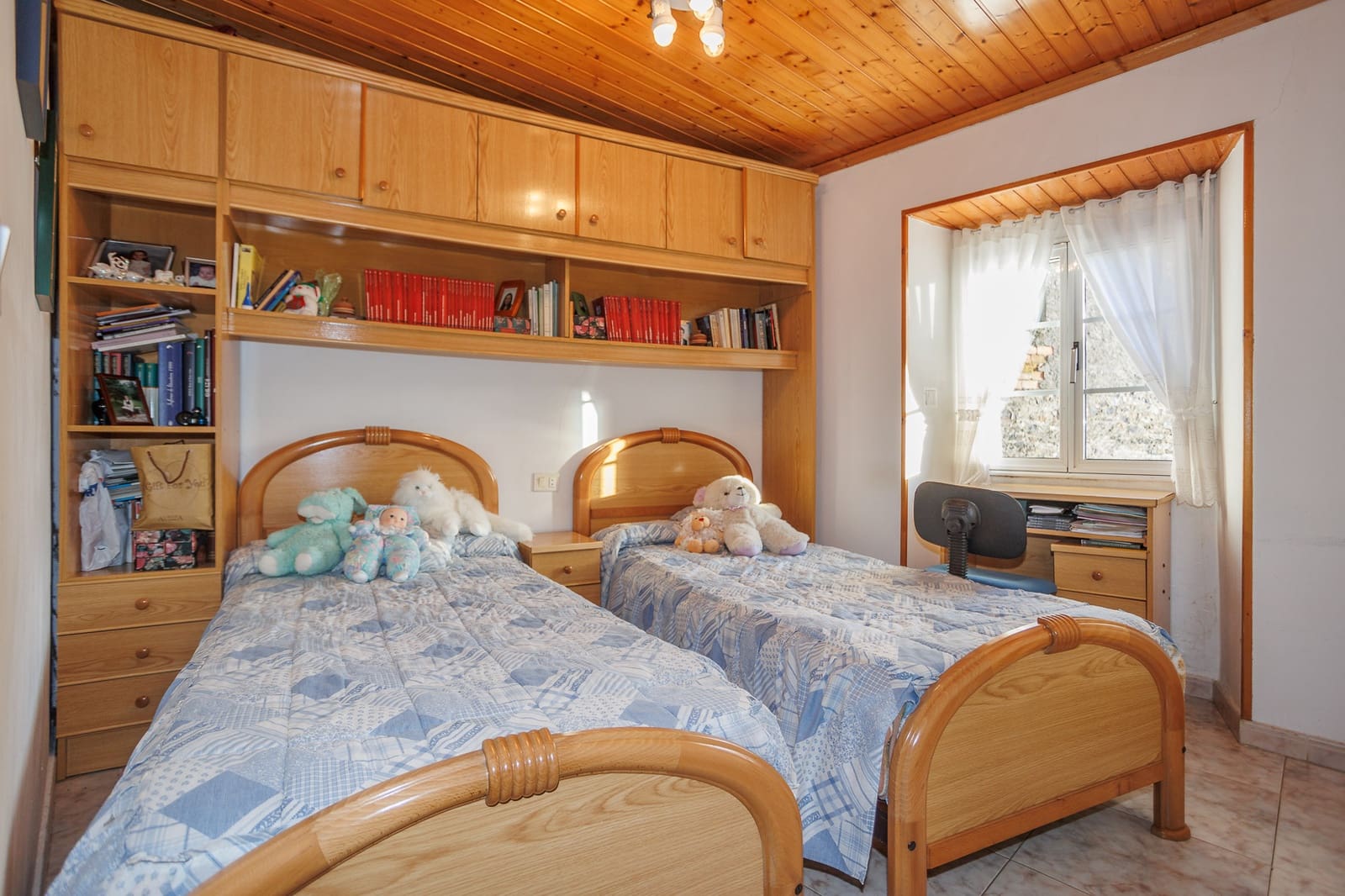 6 soveværelse Finca/Landehus til salg i As Nogais - € 120.000 (Ref: 8449566)