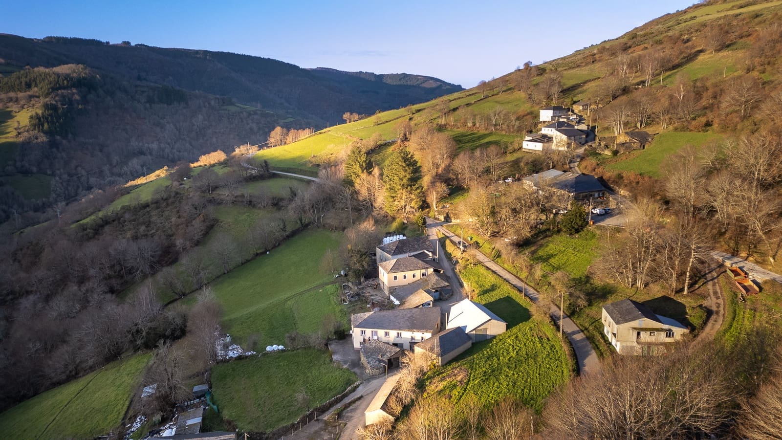 6 soveværelse Finca/Landehus til salg i As Nogais - € 120.000 (Ref: 8449566)