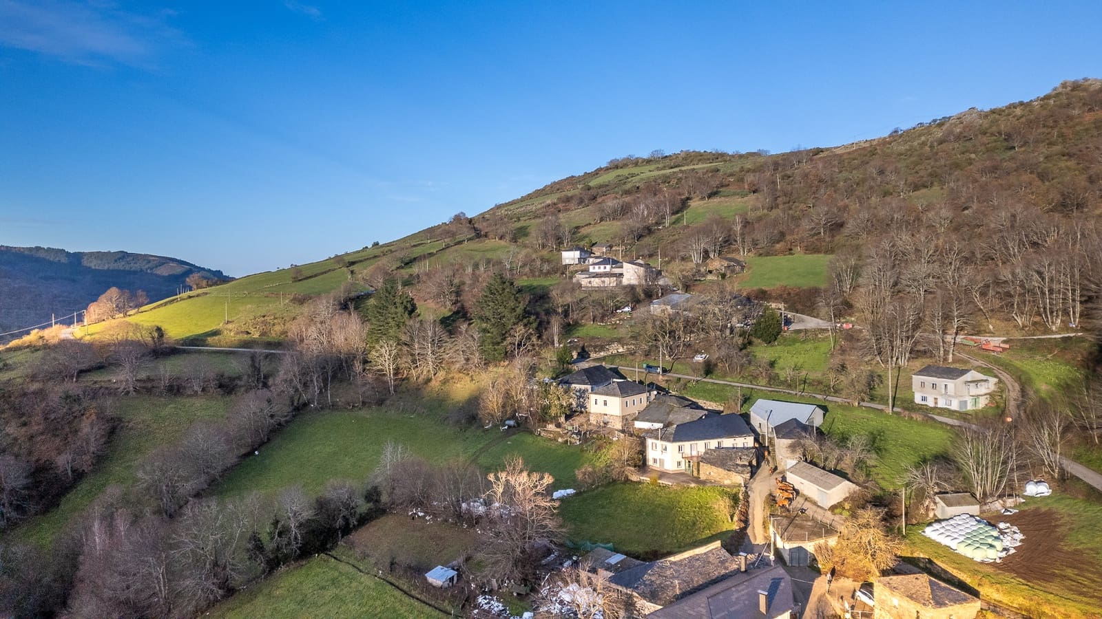 6 soveværelse Finca/Landehus til salg i As Nogais - € 120.000 (Ref: 8449566)