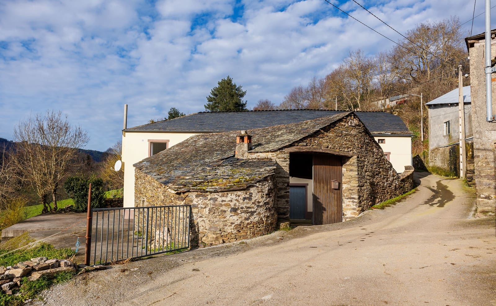 6 soveværelse Finca/Landehus til salg i As Nogais - € 120.000 (Ref: 8449566)