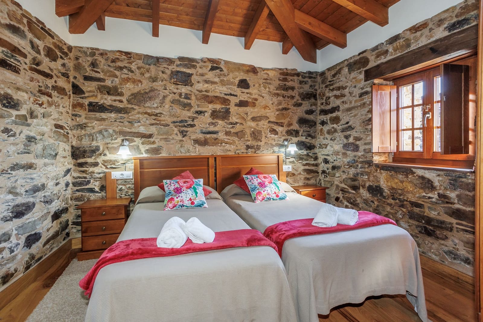 12 quarto Moradia para venda em A Pobra de Brollon - 1 510 000 € (Ref: 8449568)