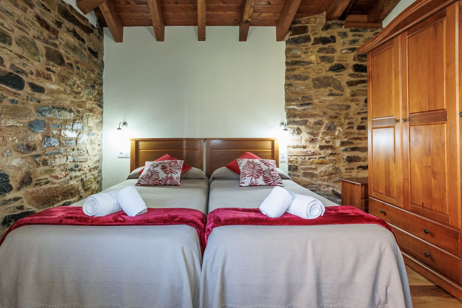 12 quarto Moradia para venda em A Pobra de Brollon - 1 510 000 € (Ref: 8449568)