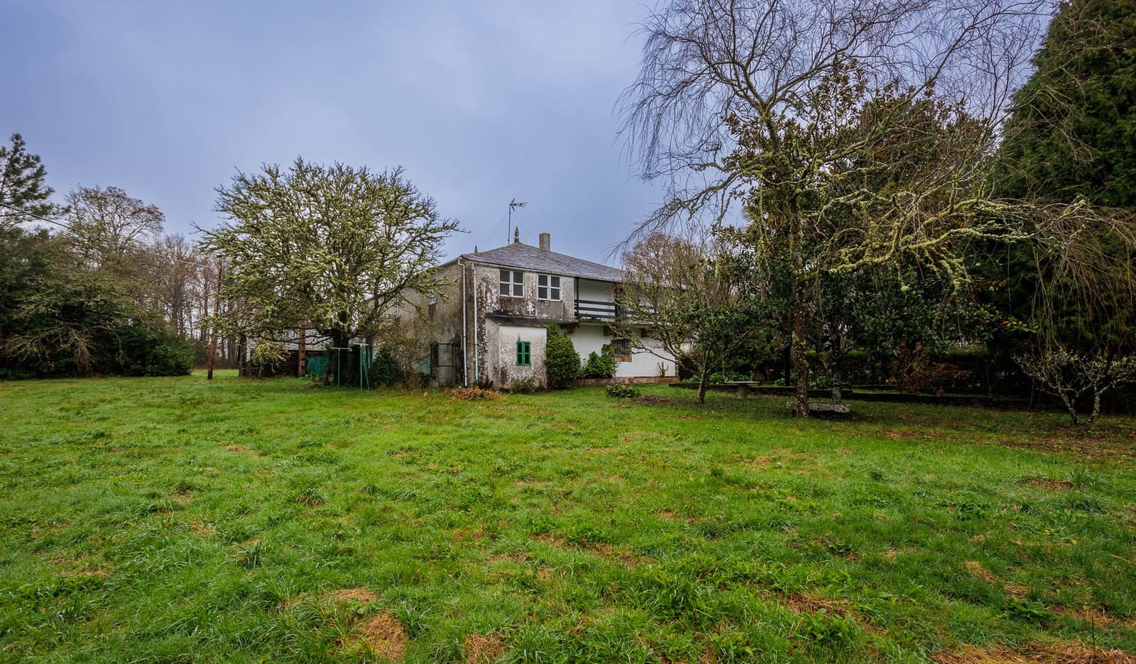 6 soveværelse Finca/Landehus til salg i Guitiriz - € 148.000 (Ref: 8449570)