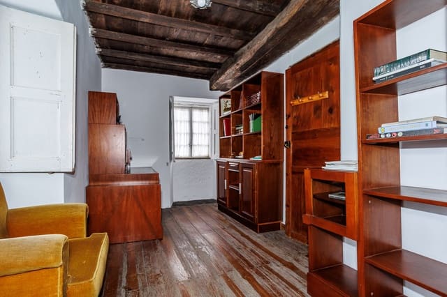 6 sypialnia Finka/Dom wiejski na sprzedaż w Guitiriz z garażem - 148 000 € (Ref: 8449570)