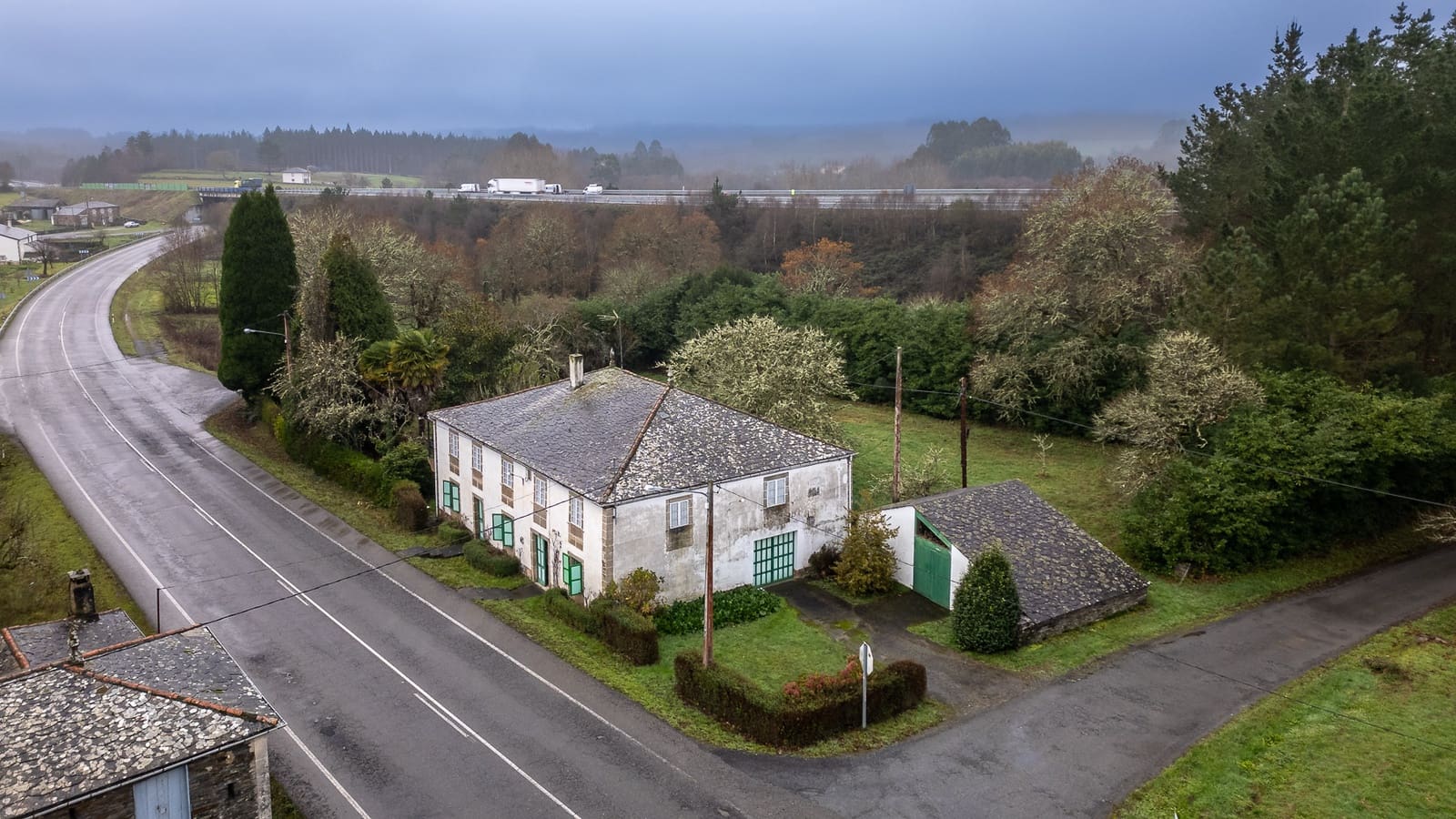 6 chambre Finca/Maison de Campagne à vendre à Guitiriz avec garage - 148 000 € (Ref: 8449570)