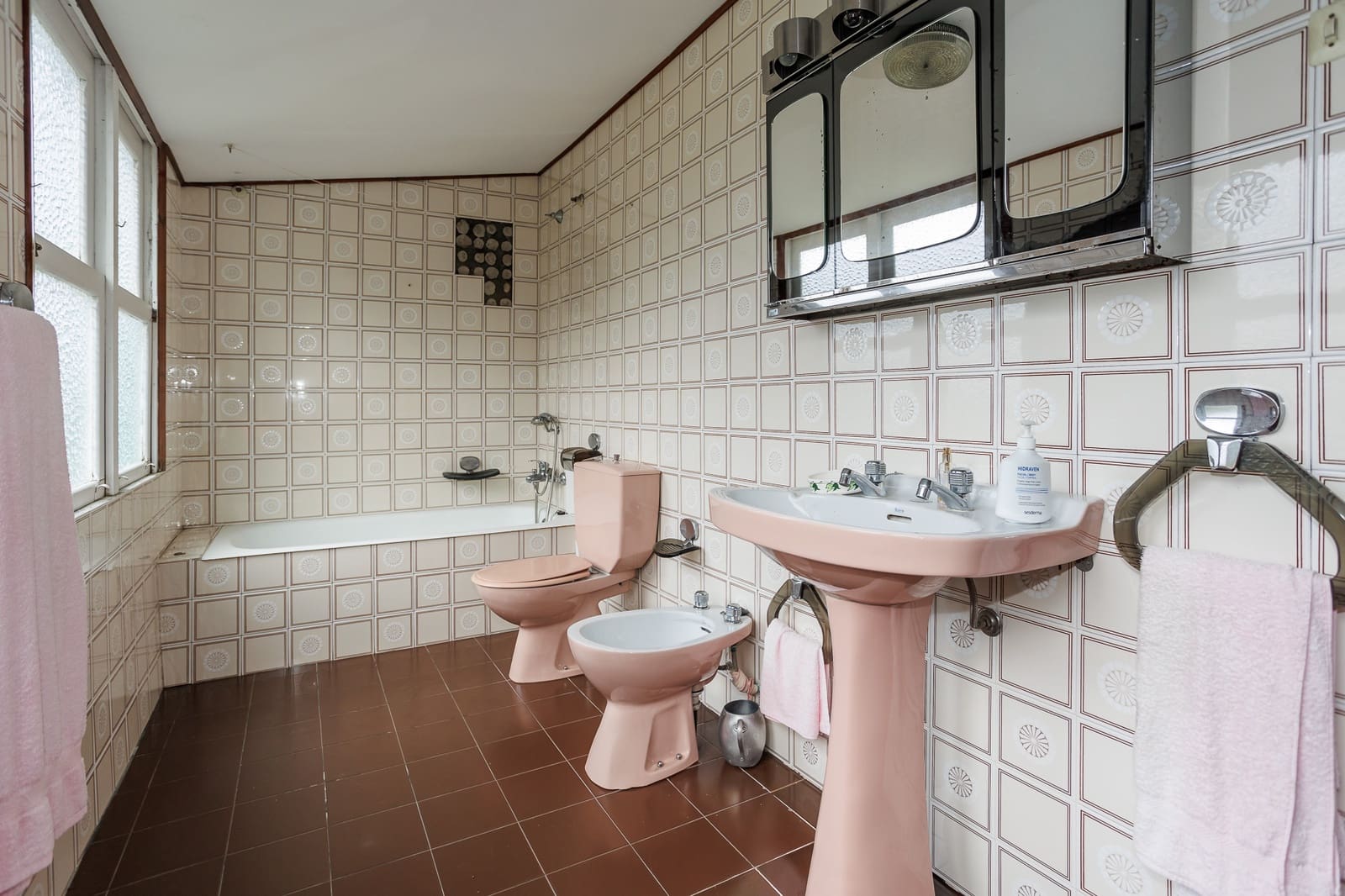 6 chambre Finca/Maison de Campagne à vendre à Guitiriz avec garage - 148 000 € (Ref: 8449570)