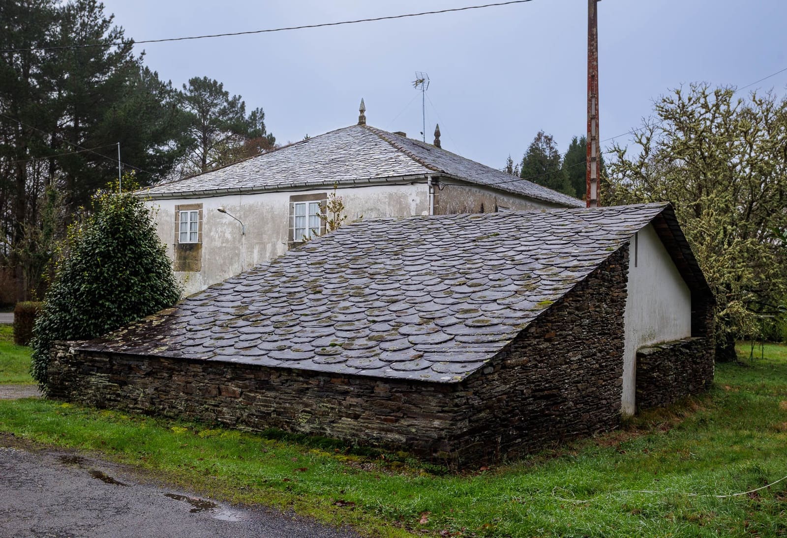 6 chambre Finca/Maison de Campagne à vendre à Guitiriz avec garage - 148 000 € (Ref: 8449570)