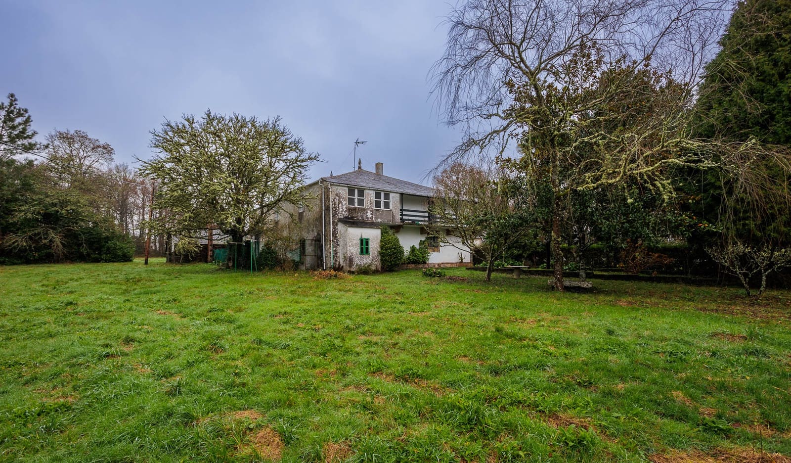 6 chambre Finca/Maison de Campagne à vendre à Guitiriz avec garage - 148 000 € (Ref: 8449570)