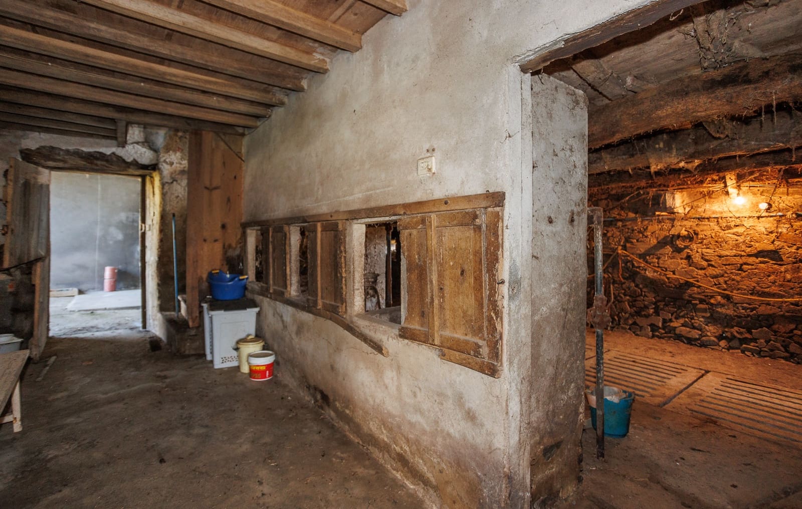 4 soverom Bedrift til salgs i Abegondo - € 200 000 (Ref: 8449574)