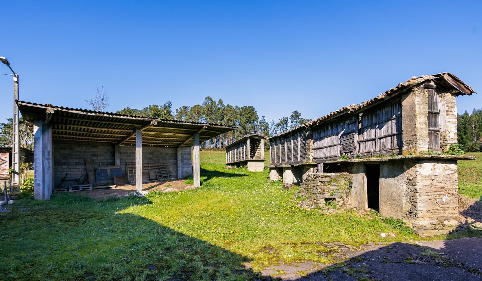 4 soverom Bedrift til salgs i Abegondo - € 200 000 (Ref: 8449574)