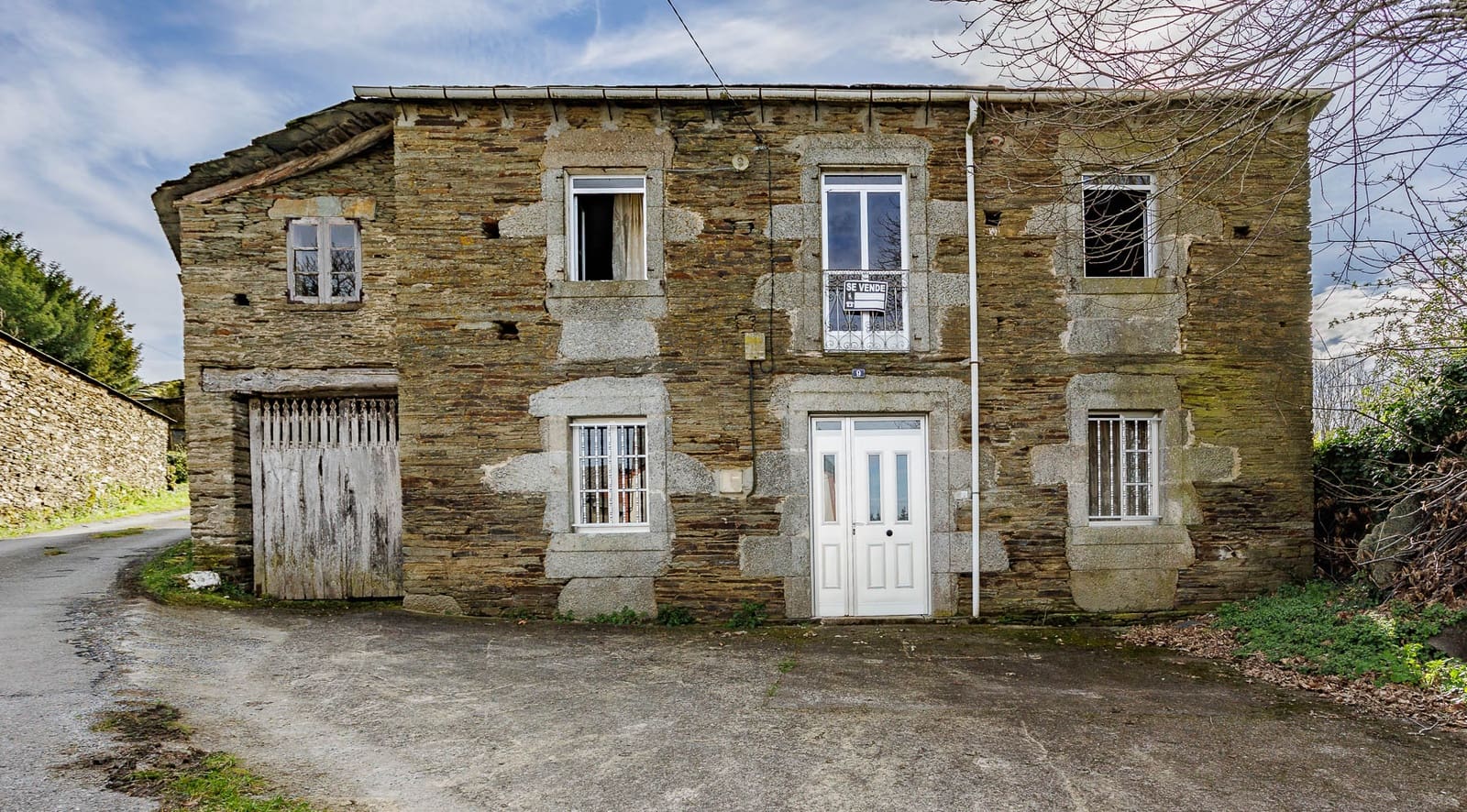 5 bedroom Finca/Country House for sale in Castroverde - € 79,000 (Ref: 8449576)