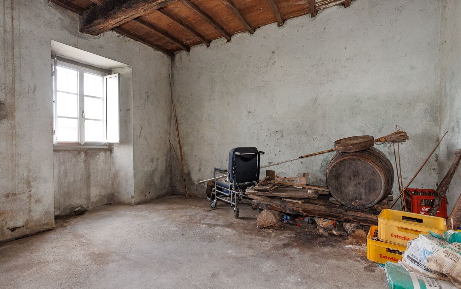 5 bedroom Finca/Country House for sale in Castroverde - € 79,000 (Ref: 8449576)