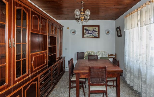 4 bedroom Finca/Country House for sale in Ortigueira - € 65,000 (Ref: 8449578)