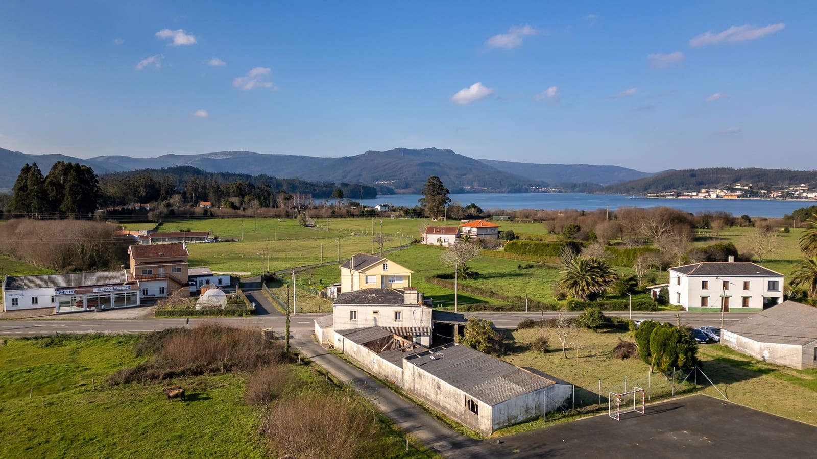 4 soverom Finca/Herregård til salgs i Ortigueira - € 65 000 (Ref: 8449578)