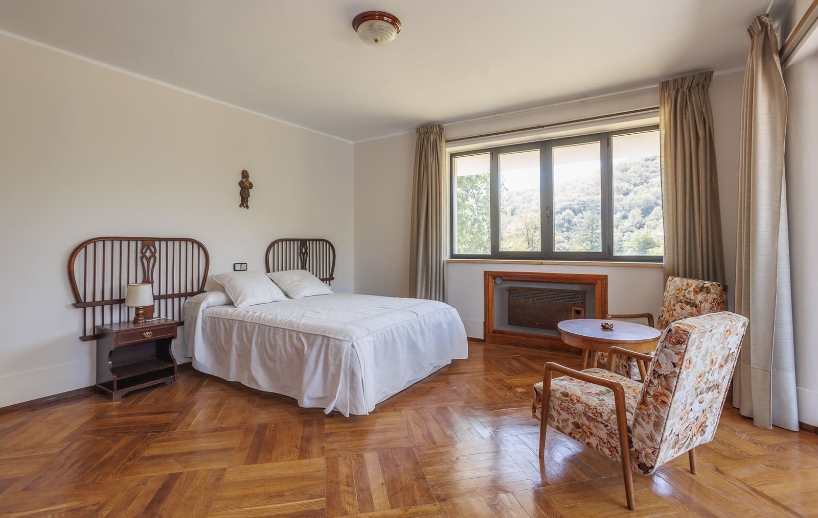 18 bedroom Finca/Country House for sale in Viana do Bolo - € 550,000 (Ref: 8449594)