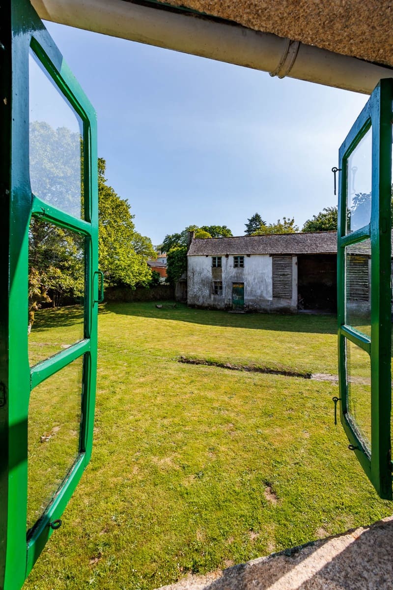8 soveværelse Finca/Landehus til salg i Curtis med garage - € 240.000 (Ref: 8449597)