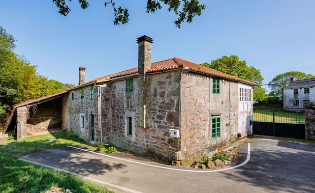 8 quarto Quinta/Casa Rural para venda em Teixeiro, Curtis com garagem - 240 000 € (Ref: 8449597)