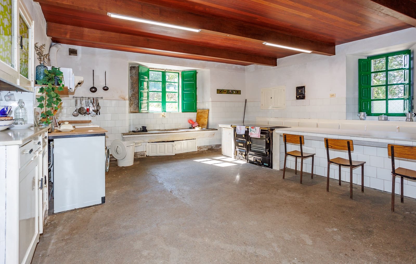 8 soveværelse Finca/Landehus til salg i Curtis med garage - € 240.000 (Ref: 8449597)