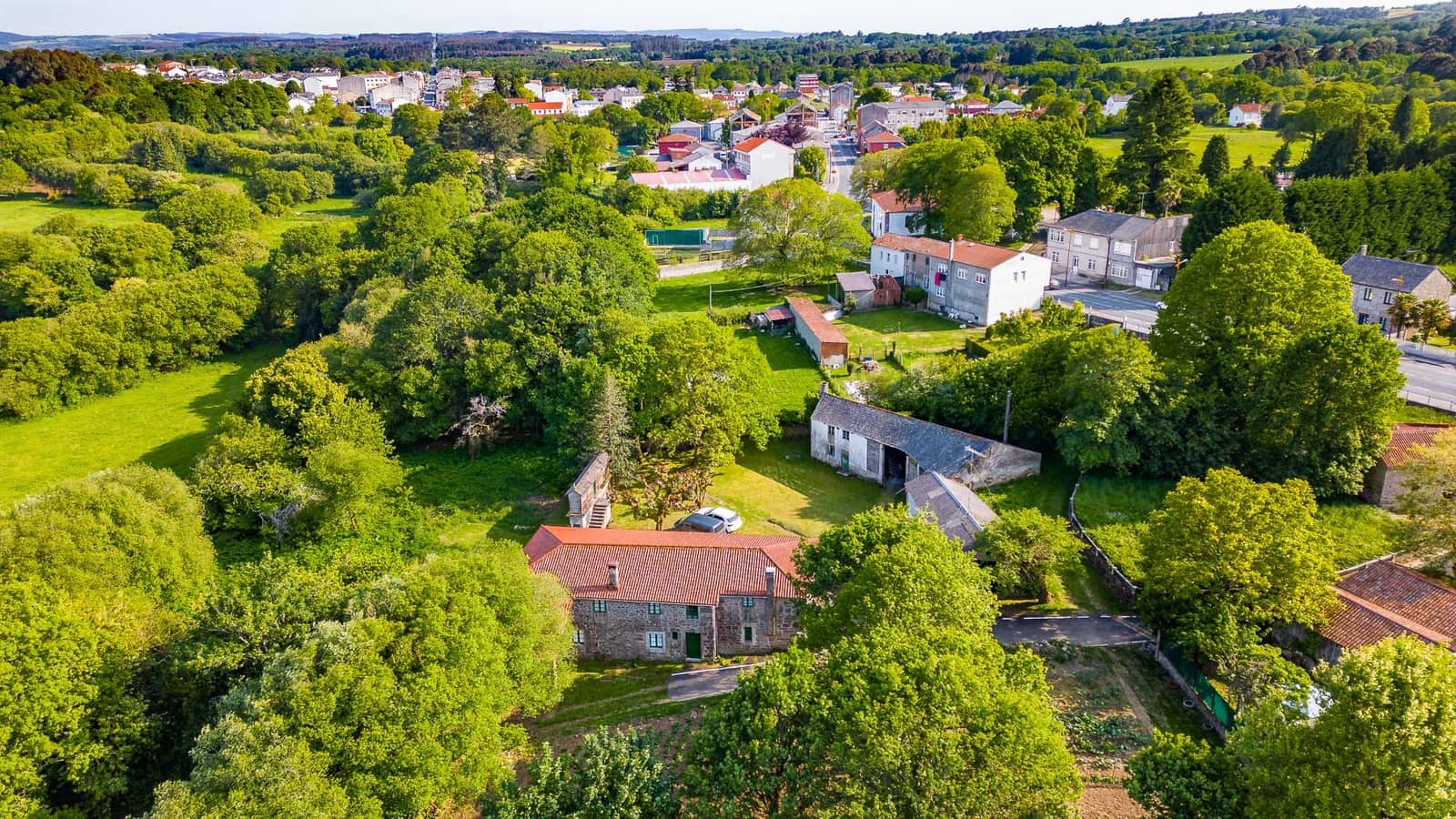 8 soveværelse Finca/Landehus til salg i Curtis med garage - € 240.000 (Ref: 8449597)