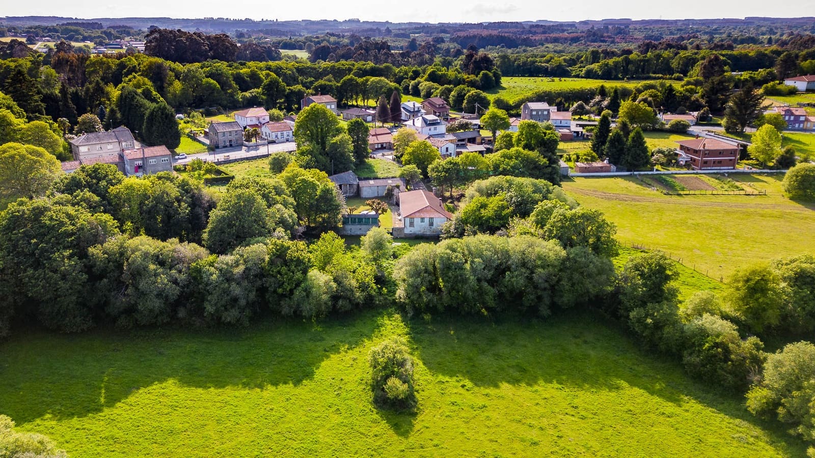 8 soveværelse Finca/Landehus til salg i Curtis med garage - € 240.000 (Ref: 8449597)
