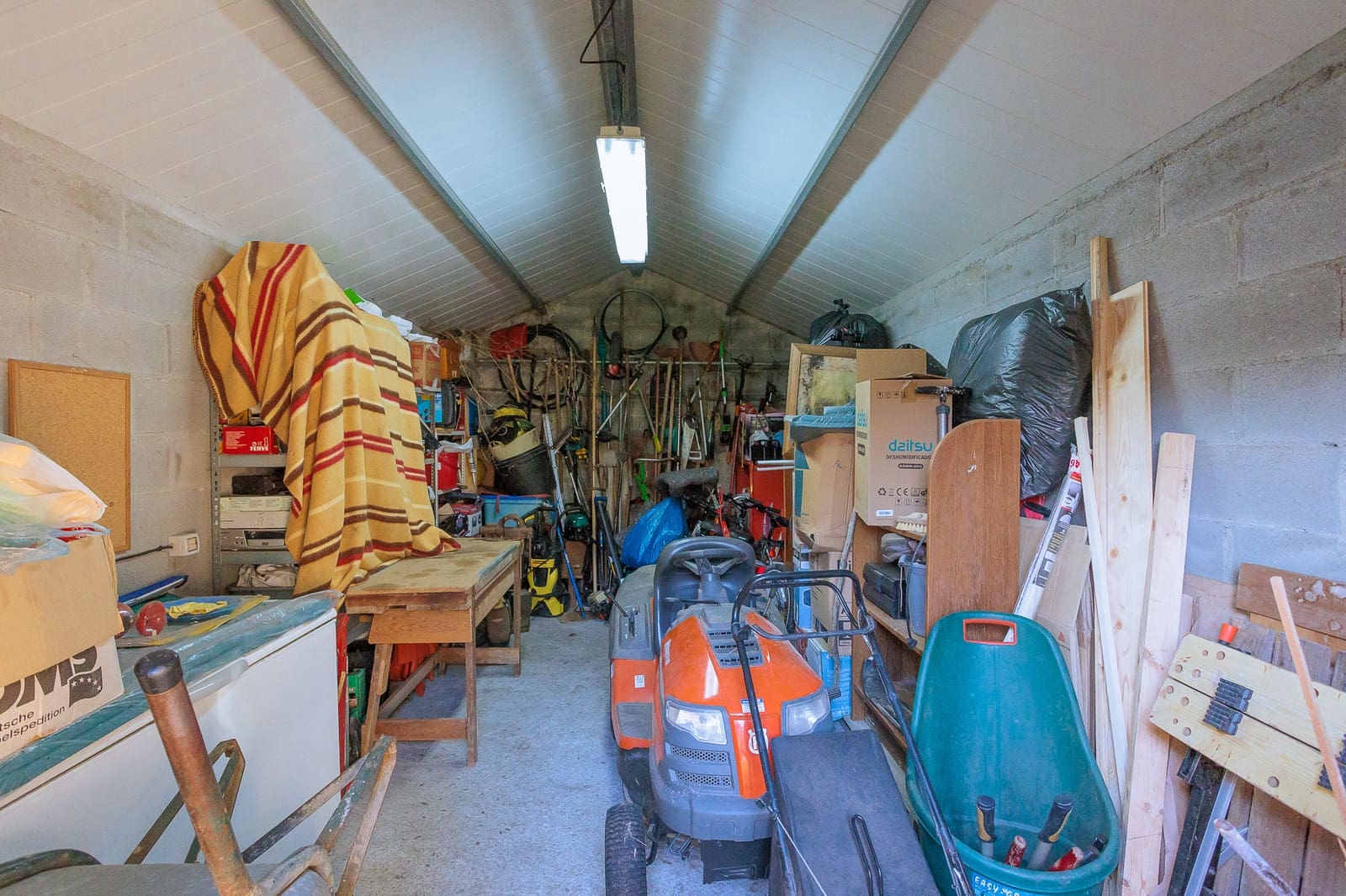 7 soveværelse Finca/Landehus til salg i Castro de Rei - € 299.000 (Ref: 8449601)