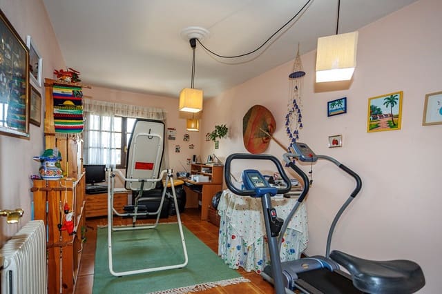 4 bedroom Finca/Country House for sale in Pontedeume with pool - € 599,000 (Ref: 8449612)