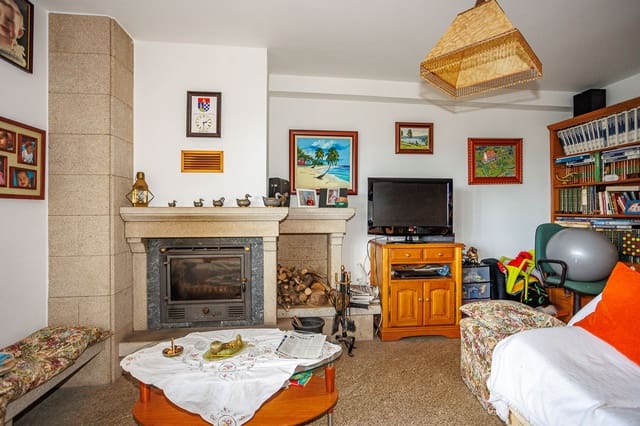 4 bedroom Finca/Country House for sale in Pontedeume with pool - € 599,000 (Ref: 8449612)