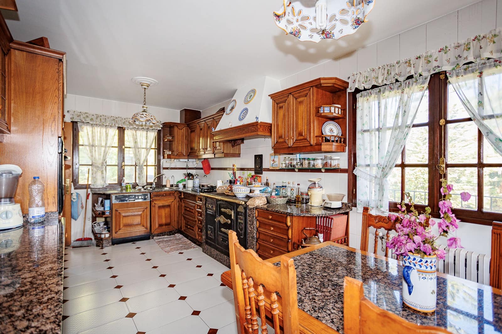 4 soveværelse Finca/Landehus til salg i Pontedeume med swimmingpool - € 599.000 (Ref: 8449612)