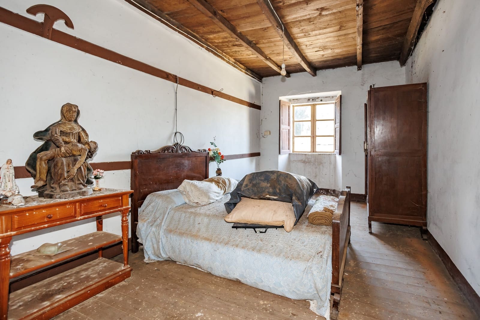 13 soverom Finca/Herregård til salgs i Castro de Rei med garasje - € 210 000 (Ref: 8449617)