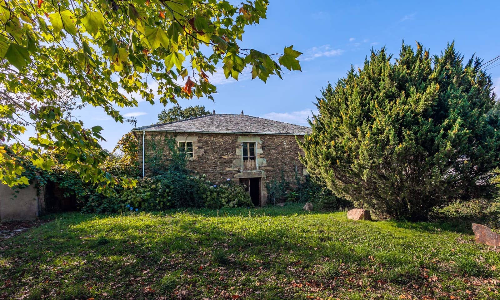 13 soverom Finca/Herregård til salgs i Castro de Rei med garasje - € 210 000 (Ref: 8449617)