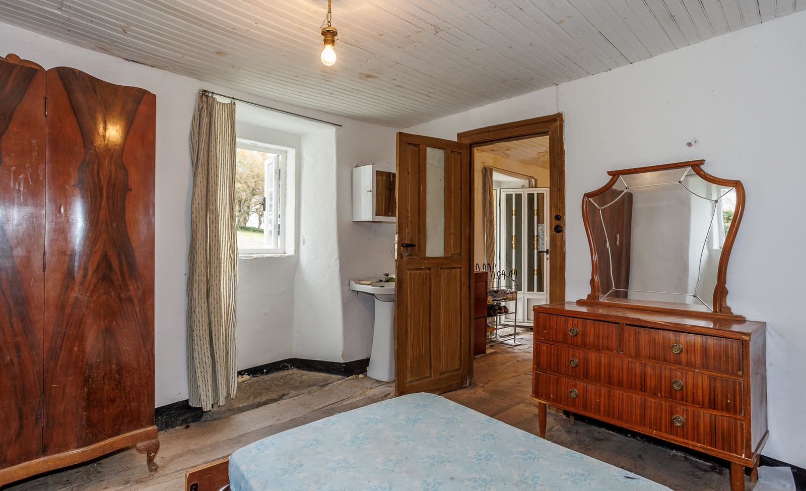 4 soveværelse Finca/Landehus til salg i Sarria - € 138.000 (Ref: 8449624)