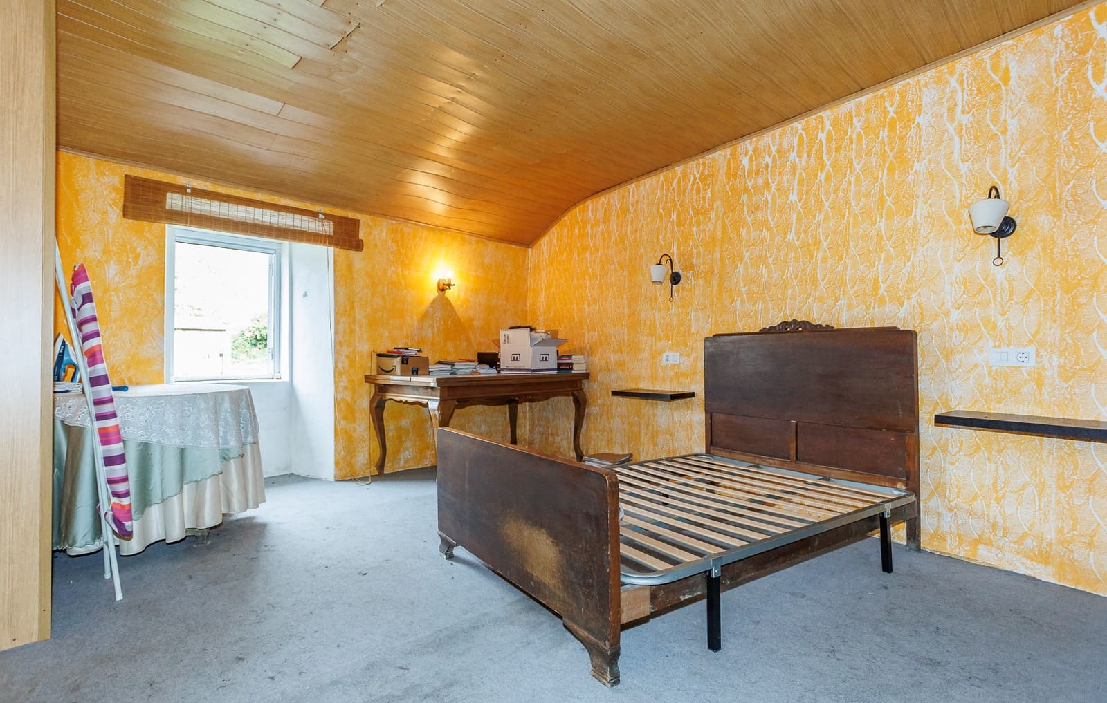 4 soveværelse Finca/Landehus til salg i Sarria - € 138.000 (Ref: 8449624)