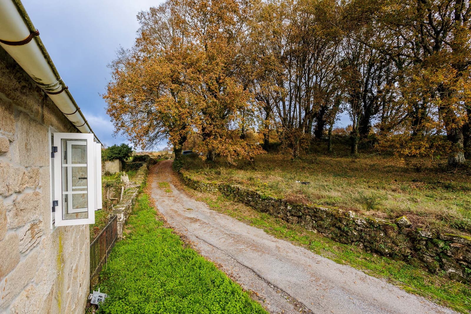 4 soveværelse Finca/Landehus til salg i Sarria - € 138.000 (Ref: 8449624)