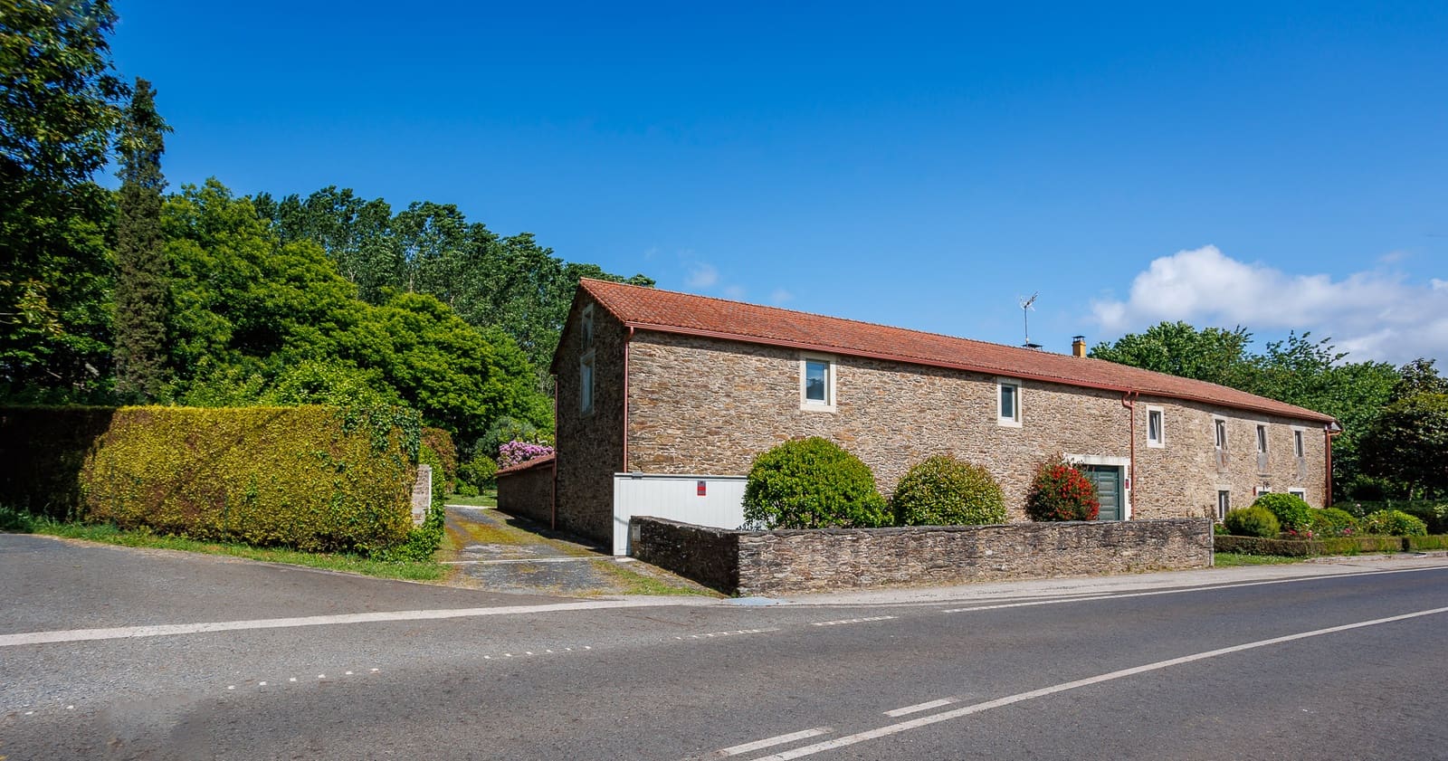 8 soveværelse Finca/Landehus til salg i Touro - € 390.000 (Ref: 8449626)