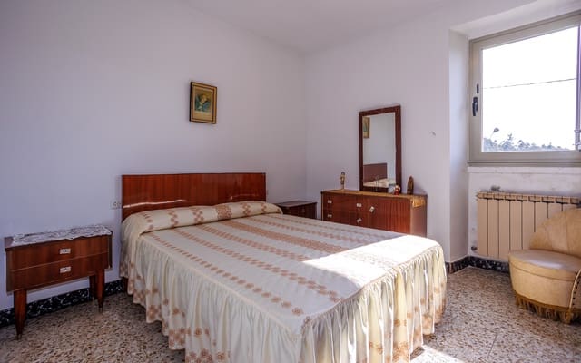 8 sypialnia Finka/Dom wiejski na sprzedaż w Touro z garażem - 390 000 € (Ref: 8449626)