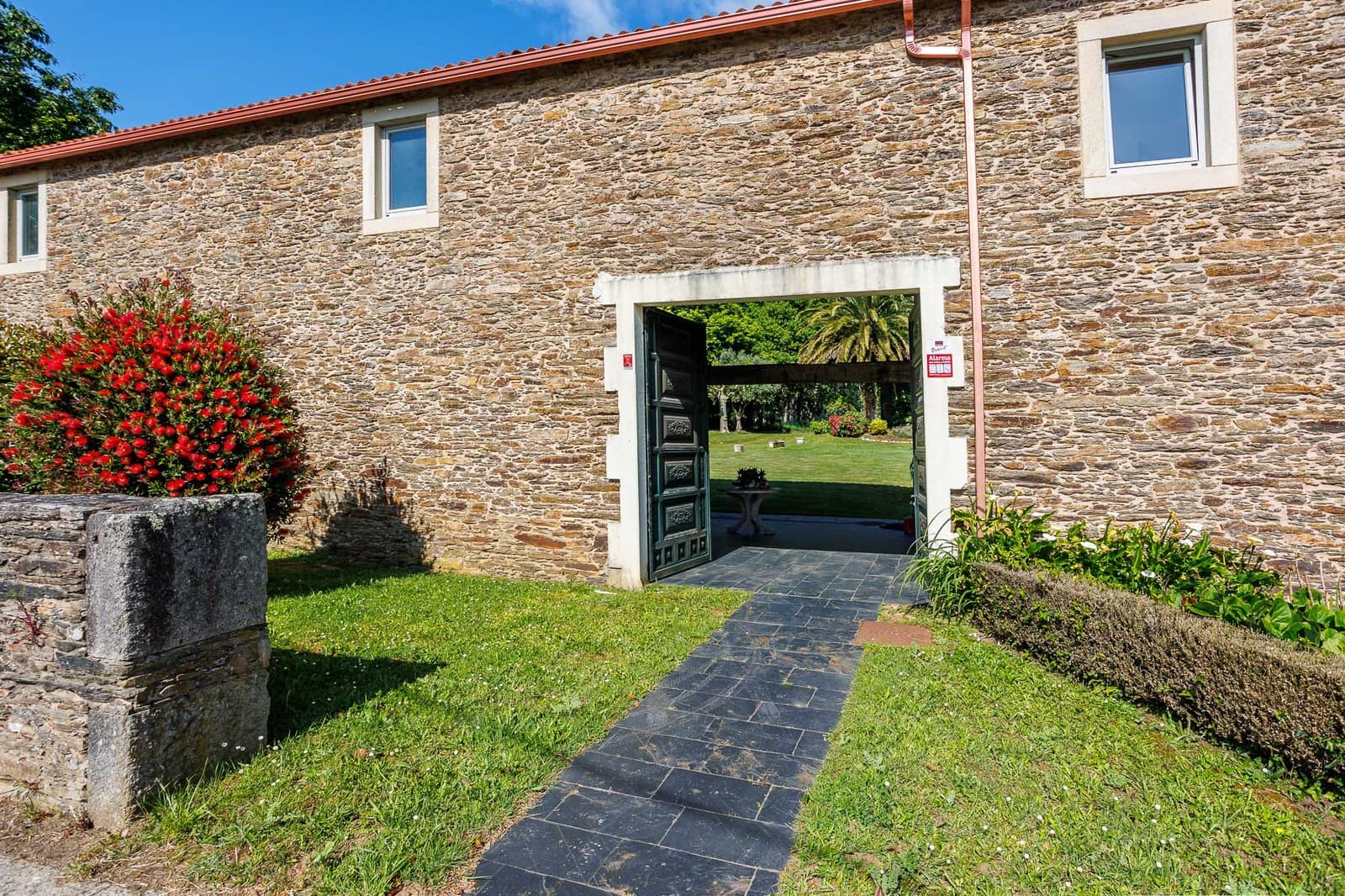 8 sypialnia Finka/Dom wiejski na sprzedaż w Touro z garażem - 390 000 € (Ref: 8449626)