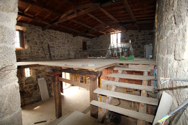 12 sovrum Finca/Hus på landet till salu i Pantón - 1 100 000 € (Ref: 8449627)