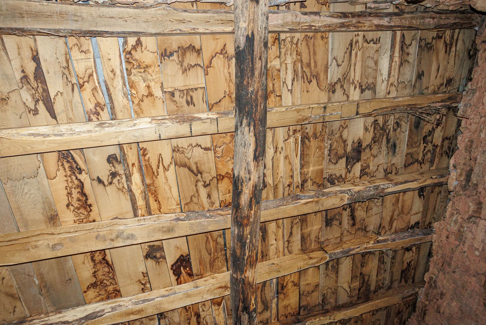 4 soveværelse Finca/Landehus til salg i Navia de Suarna - € 85.000 (Ref: 8450976)