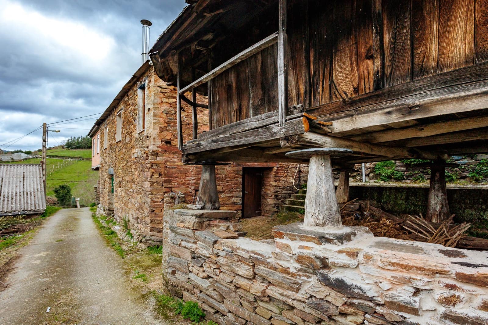 4 soveværelse Finca/Landehus til salg i Navia de Suarna - € 85.000 (Ref: 8450976)