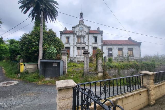 1 soveværelse Erhverv til salg i Ortigueira - € 198.000 (Ref: 8451316)