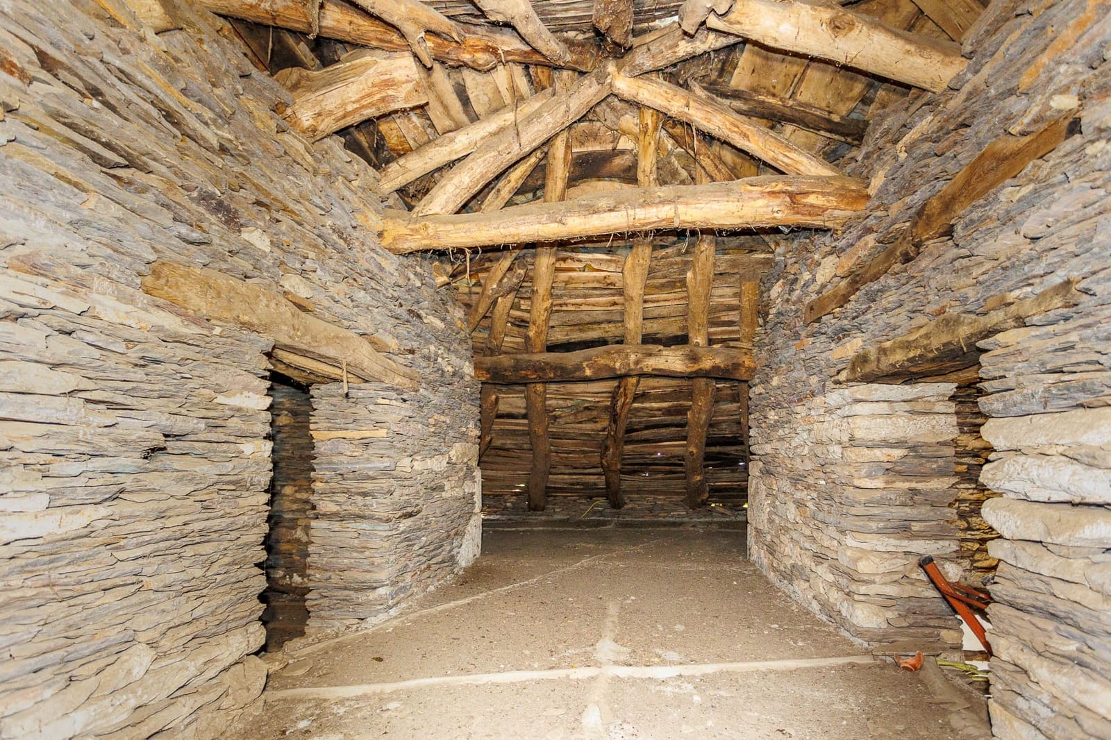 5 bedroom Finca/Country House for sale in Guntin - € 149,999 (Ref: 8451318)