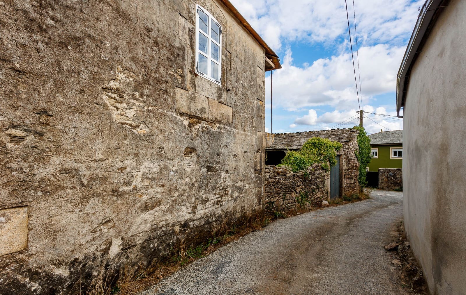 5 bedroom Finca/Country House for sale in Guntin - € 149,999 (Ref: 8451318)