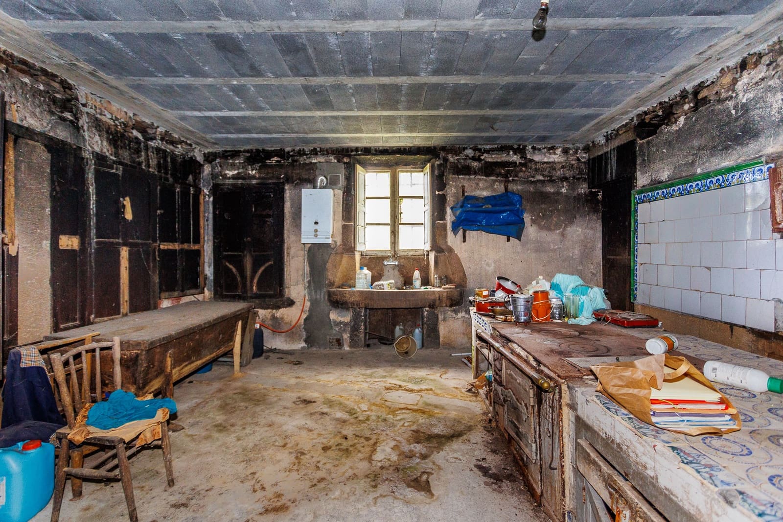 5 bedroom Finca/Country House for sale in Guntin - € 149,999 (Ref: 8451318)