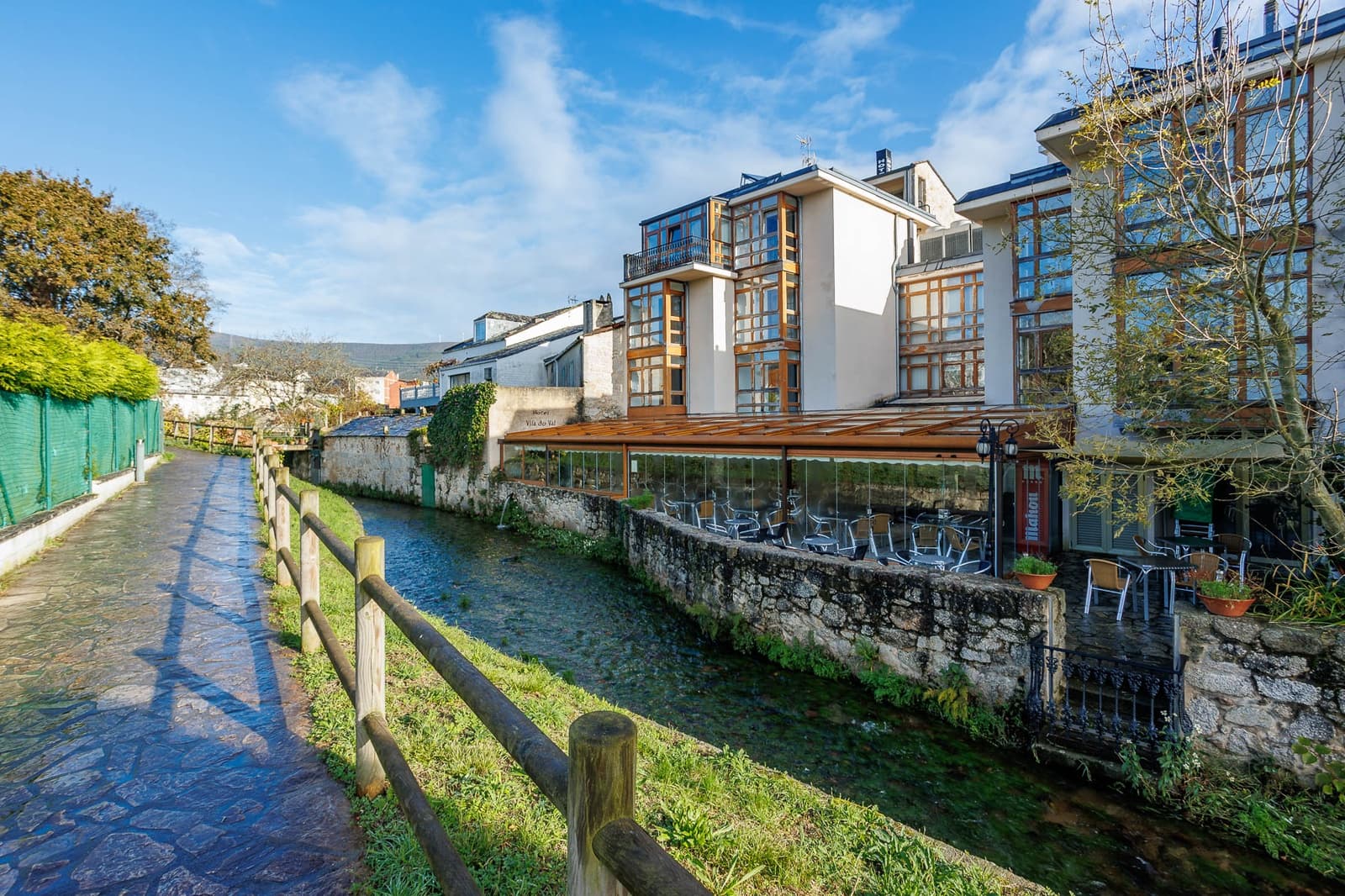 18 bedroom Business for sale in O Valadouro - € 1,700,000 (Ref: 8451324)