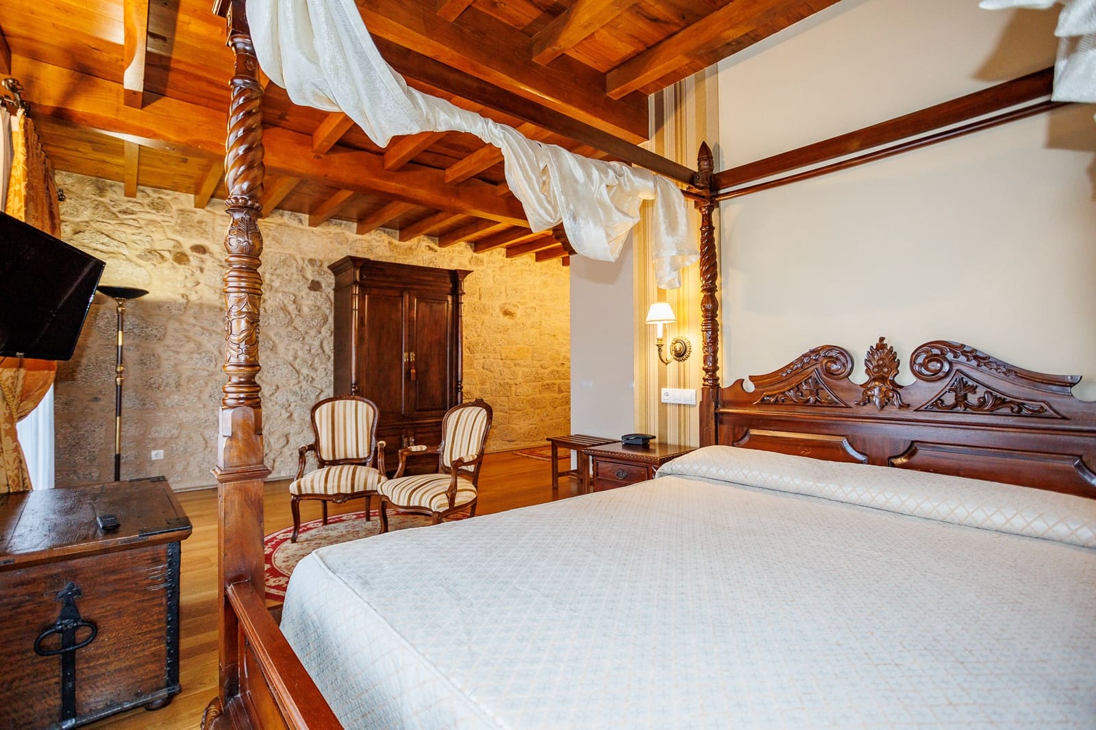 18 quarto Empresa para venda em O Valadouro - 1 700 000 € (Ref: 8451324)